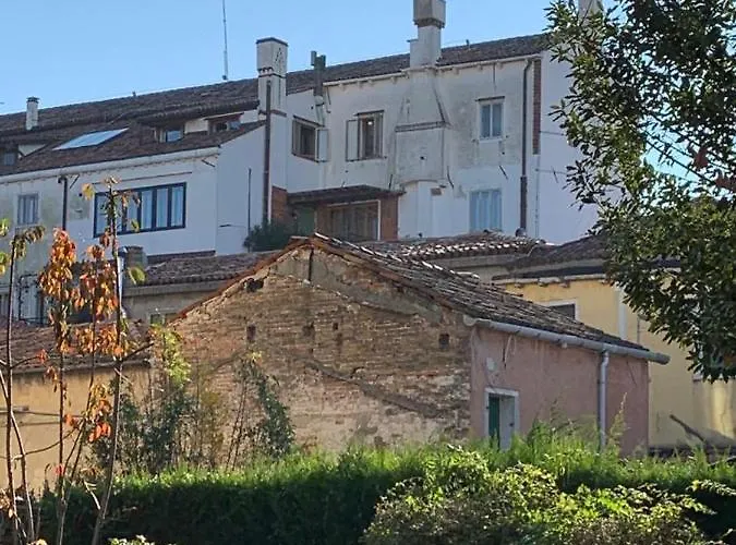 بيت ضيافة Eagle's Nest